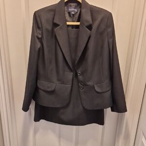 Evan Picone Women's Charcoal Suit Jacket